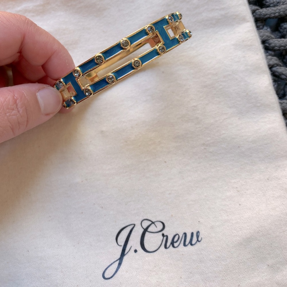 📣 Moving Sale!! ✨ J.Crew Enamel Cutout Bangle Bracelet